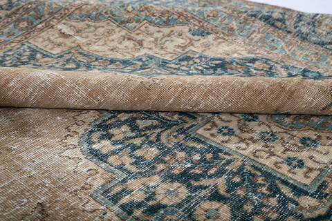 Overdyed Beige Hand Knotted 93 X 127 Area Rug 700-147479 Image 7