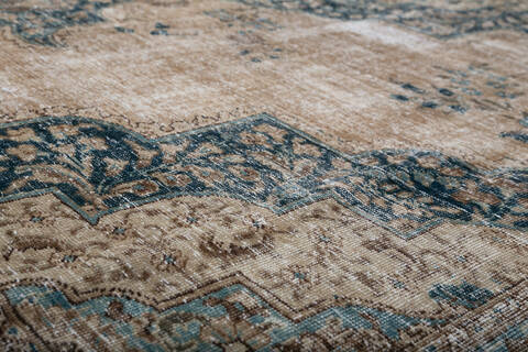 Overdyed Beige Hand Knotted 93 X 127 Area Rug 700-147479 Image 9