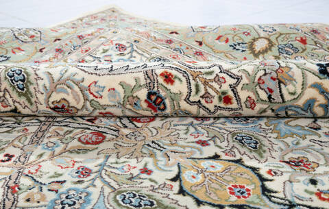 Pak-Persian Beige Hand Knotted 91 X 124 Area Rug 700-147484 Image 11