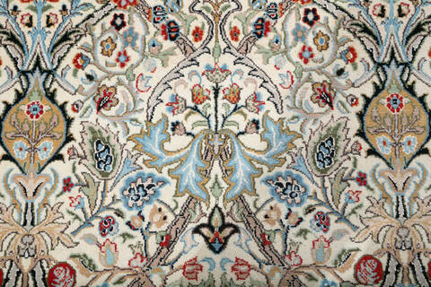 Pak-Persian Beige Hand Knotted 91 X 124 Area Rug 700-147484 Image 4