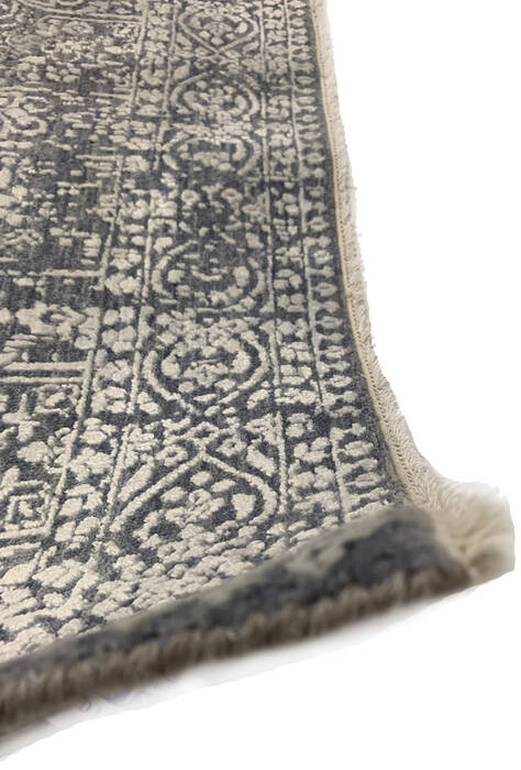 Modern-Contemporary Grey Hand Knotted 50 X 86 Area Rug 254-147516 Image 2