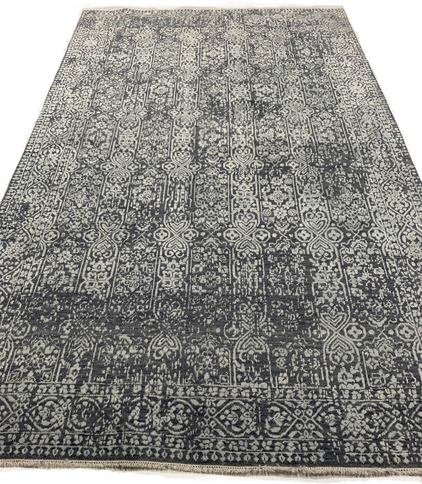 Modern-Contemporary Grey Hand Knotted 50 X 86 Area Rug 254-147516 Image 6