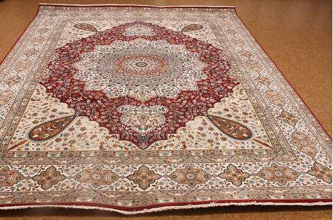Nain Red Hand Knotted 78 X 101 Area Rug 254-147517 Image 1