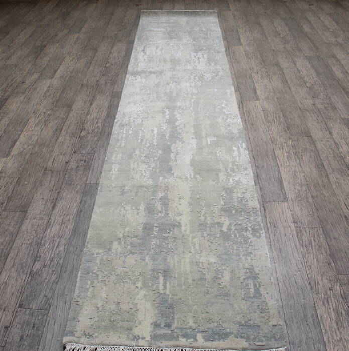 Jaipur Grey Runner Hand Knotted 26 X 120 Area Rug 905-147550 Image 1