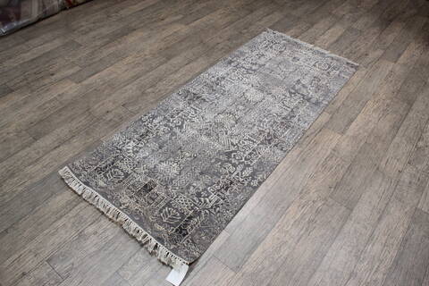 Jaipur Grey Runner Hand Knotted 26 X 62 Area Rug 905-147552 Image 3
