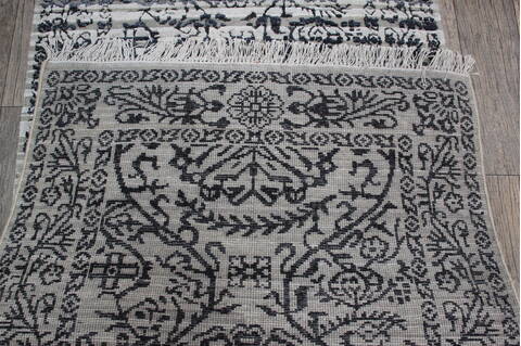 Jaipur Grey Runner Hand Knotted 60 X 26 Area Rug 905-147556 Image 8
