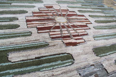 Jaipur Blue Hand Knotted 79 X 101 Area Rug 905-147569 Image 5