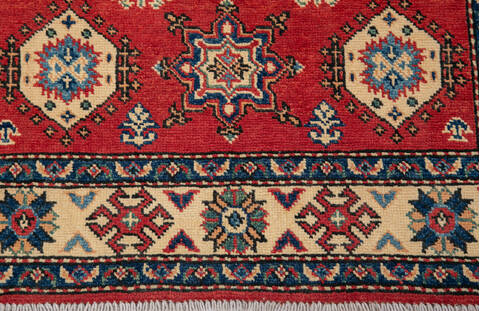 Kazak Red Hand Knotted 31 X 50 Area Rug 700-147584 Image 4