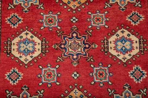 Kazak Red Hand Knotted 31 X 50 Area Rug 700-147584 Image 5