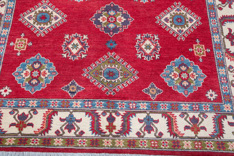 Kazak Red Hand Knotted 56 X 79 Area Rug 700-147622 Image 4