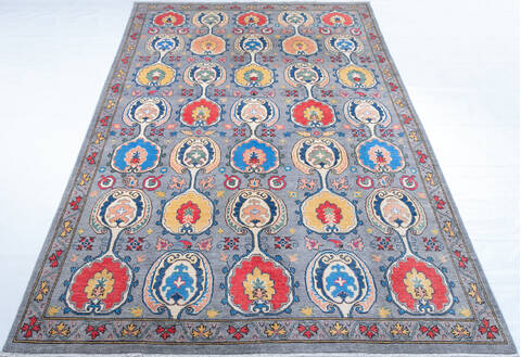 Kazak Grey Hand Knotted 67 X 102 Area Rug 700-147636 Image 1