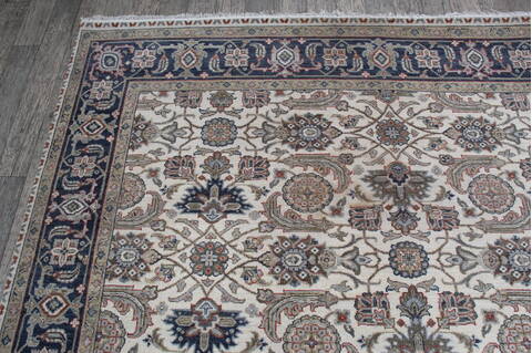 Jaipur White Hand Knotted 80 X 100 Area Rug 124-147660 Image 5