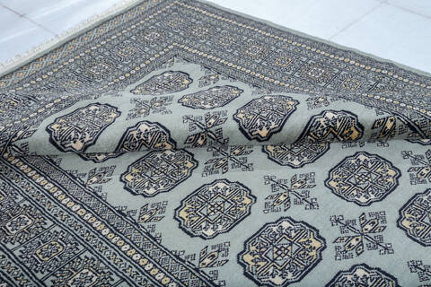 Bokhara Grey Hand Knotted 49 X 68 Area Rug 700-147661 Image 6