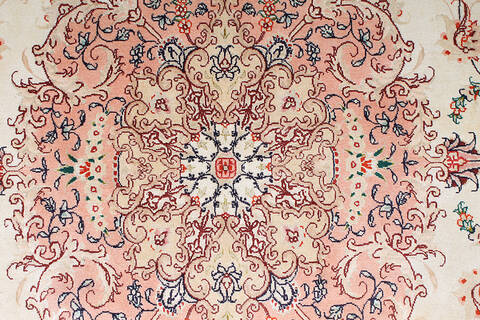 Tabriz Beige Hand Knotted 68 X 98 Area Rug 254-147682 Image 4