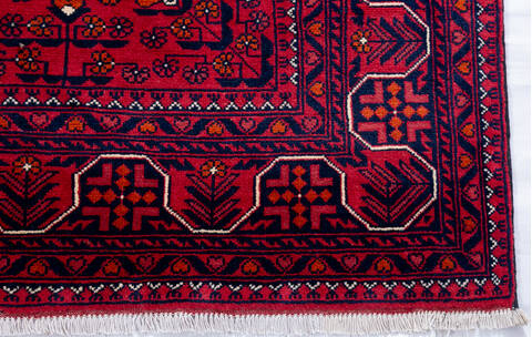Khan Mohammadi Red Hand Knotted 59 X 86 Area Rug 700-147695 Image 3