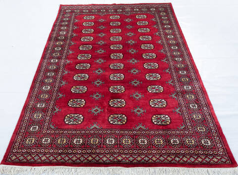 Bokhara Red Hand Knotted 49 X 69 Area Rug 700-147702 Image 1