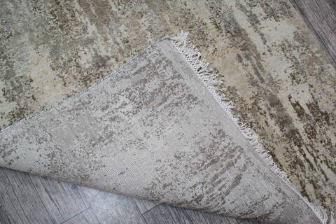 Jaipur Beige Hand Knotted 40 X 60 Area Rug 905-147706 Image 7