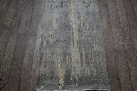 Jaipur Grey Runner Hand Knotted 26 X 161 Area Rug 905-147716 Image 2
