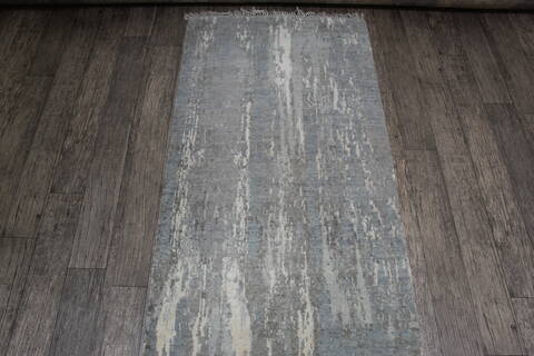 Jaipur Grey Runner Hand Knotted 26 X 161 Area Rug 905-147716 Image 4