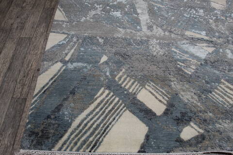 Jaipur White Hand Knotted 80 X 103 Area Rug 905-147724 Image 2