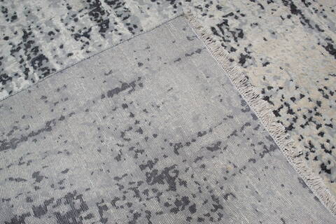 Jaipur Grey Hand Knotted 80 X 103 Area Rug 905-147727 Image 8