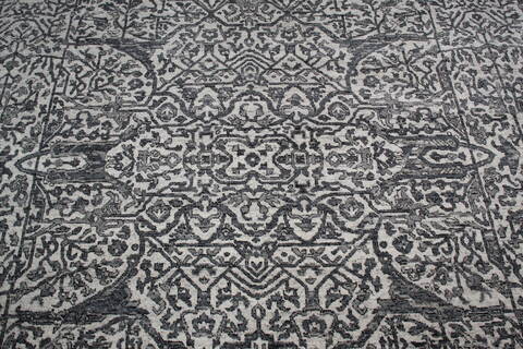 Jaipur Grey Hand Knotted 82 X 100 Area Rug 905-147731 Image 4