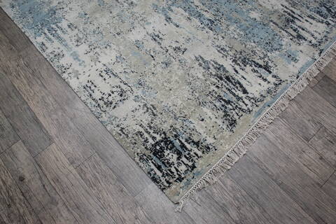 Jaipur White Hand Knotted 50 X 70 Area Rug 905-147751 Image 2