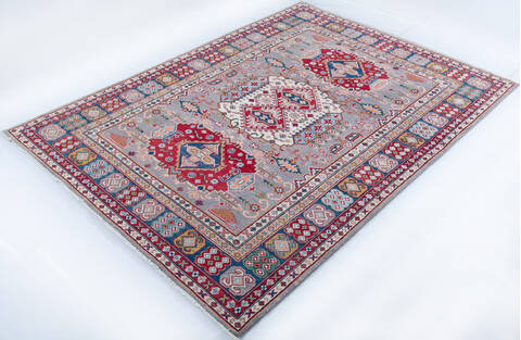 Kazak Grey Hand Knotted 57 X 79 Area Rug 700-147755 Image 2