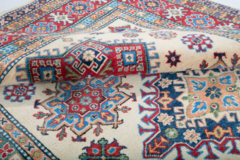 Kazak Beige Hand Knotted 57 X 711 Area Rug 700-147758 Image 5