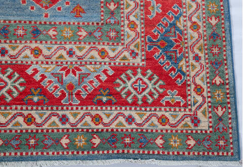 Kazak Blue Hand Knotted 59 X 82 Area Rug 700-147761 Image 4