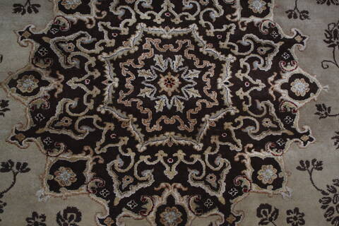Jaipur Beige Round Hand Knotted 80 X 81 Area Rug 905-147768 Image 4