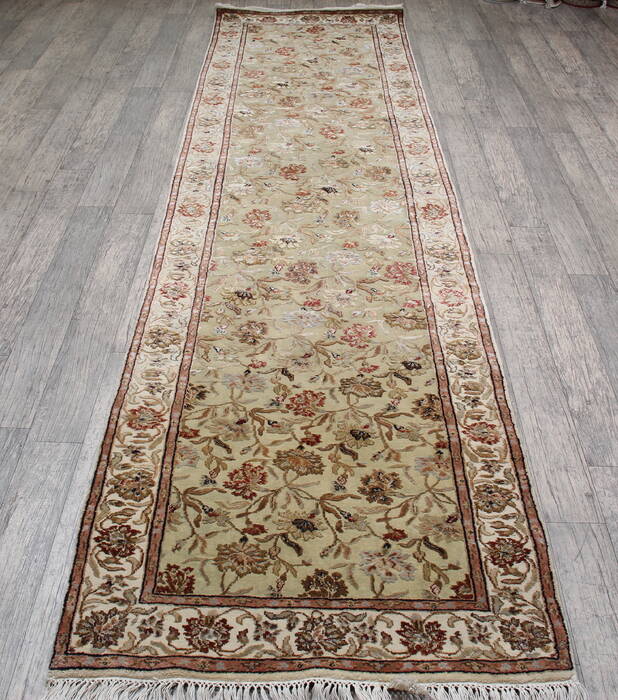 Jaipur Green Runner Hand Knotted 30 X 120 Area Rug 905-147791 Image 1