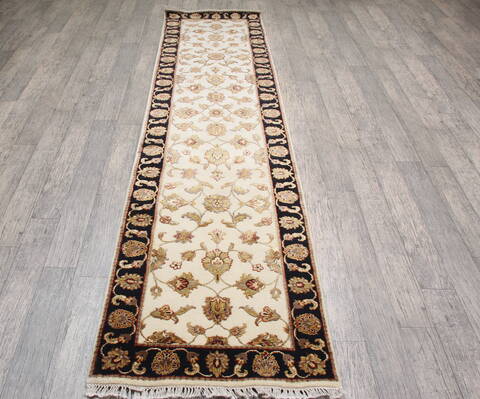 Jaipur White Runner Hand Knotted 26 X 101 Area Rug 905-147794 Image 1