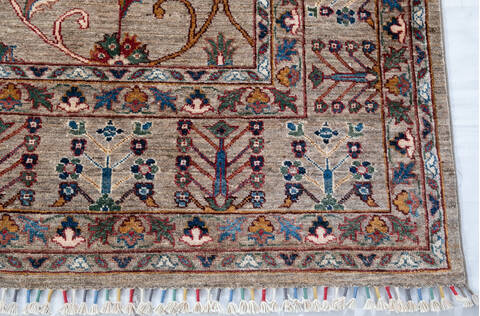Chobi Beige Hand Knotted 80 X 101 Area Rug 700-147804 Image 4
