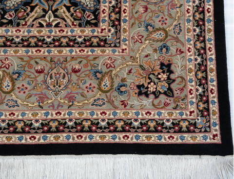 Pak-Persian Black Hand Knotted 82 X 103 Area Rug 700-147813 Image 4