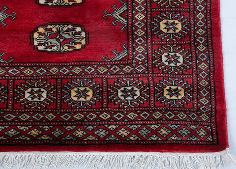 Bokhara Red Runner Hand Knotted 27 X 107 Area Rug 700-147919 Image 4