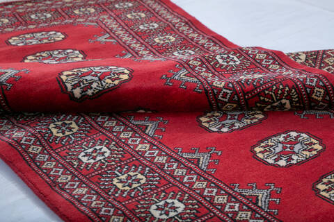 Bokhara Red Runner Hand Knotted 27 X 107 Area Rug 700-147919 Image 5