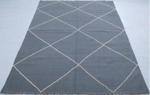 Kilim Grey Hand Knotted 51 X 67 Area Rug 700-147945 Image 1