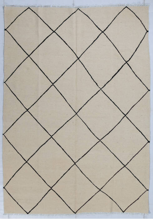 Kilim Beige Hand Knotted 56 X 79 Area Rug 700-147947 Image 0