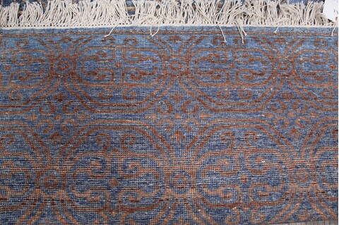 Geometric Blue Runner Hand Knotted 26 X 40 Area Rug 905-147971 Image 5