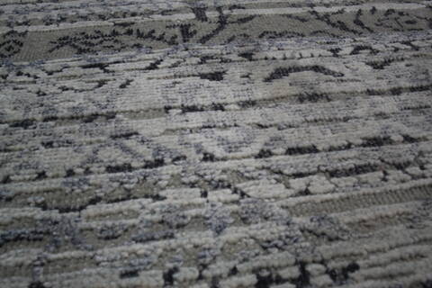 Jaipur Grey Runner Hand Knotted 27 X 62 Area Rug 905-147975 Image 5