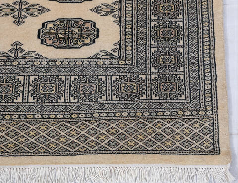 Bokhara Beige Hand Knotted 48 X 65 Area Rug 700-148071 Image 3