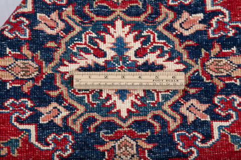 Kazak Red Hand Knotted 91 X 123 Area Rug 700-148083 Image 7