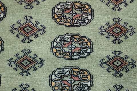 Bokhara Green Hand Knotted 49 X 68 Area Rug 700-148108 Image 4