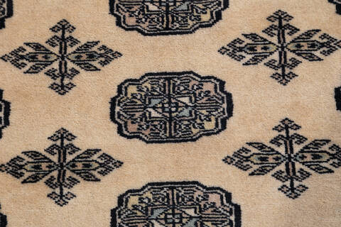 Bokhara Beige Hand Knotted 47 X 66 Area Rug 700-148109 Image 4