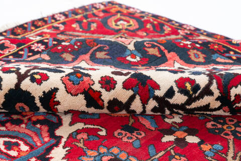 Bakhtiar Red Hand Knotted 86 X 1111 Area Rug 700-148156 Image 7