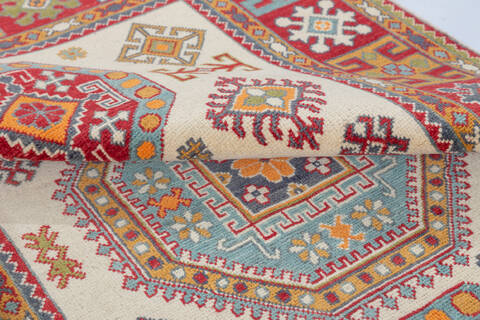 Kazak Beige Hand Knotted 40 X 63 Area Rug 700-148168 Image 5