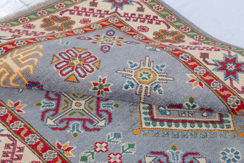 Kazak Grey Hand Knotted 311 X 59 Area Rug 700-148172 Image 5