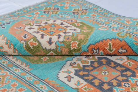 Kazak Green Hand Knotted 40 X 60 Area Rug 700-148173 Image 5