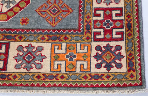 Kazak Grey Hand Knotted 40 X 58 Area Rug 700-148175 Image 4